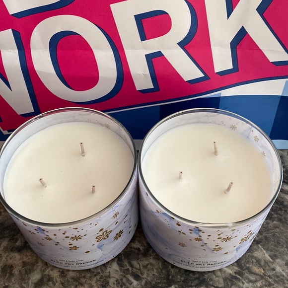 Bath & Body Works Blue sky breeze   3-Wick candles - Picture 4 of 7